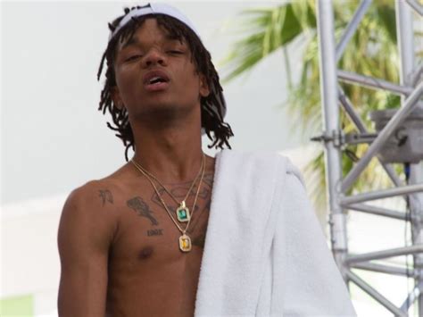 FULL VIDEO: Swae Lee Nude & Sex Tape Exposes Himself。